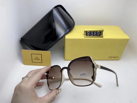 Fendi Sunglasses-164